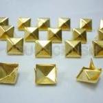  100pcs 1/2 inch Pyramid STUDS GOLD..