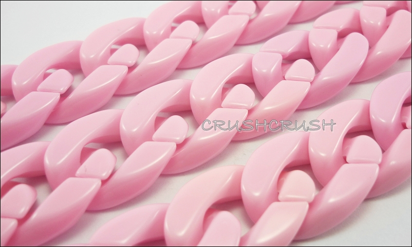 GRADE - A -- Sweet Baby Pink CHUNKY Chain Plastic Link Necklace Craft 30 inch A68